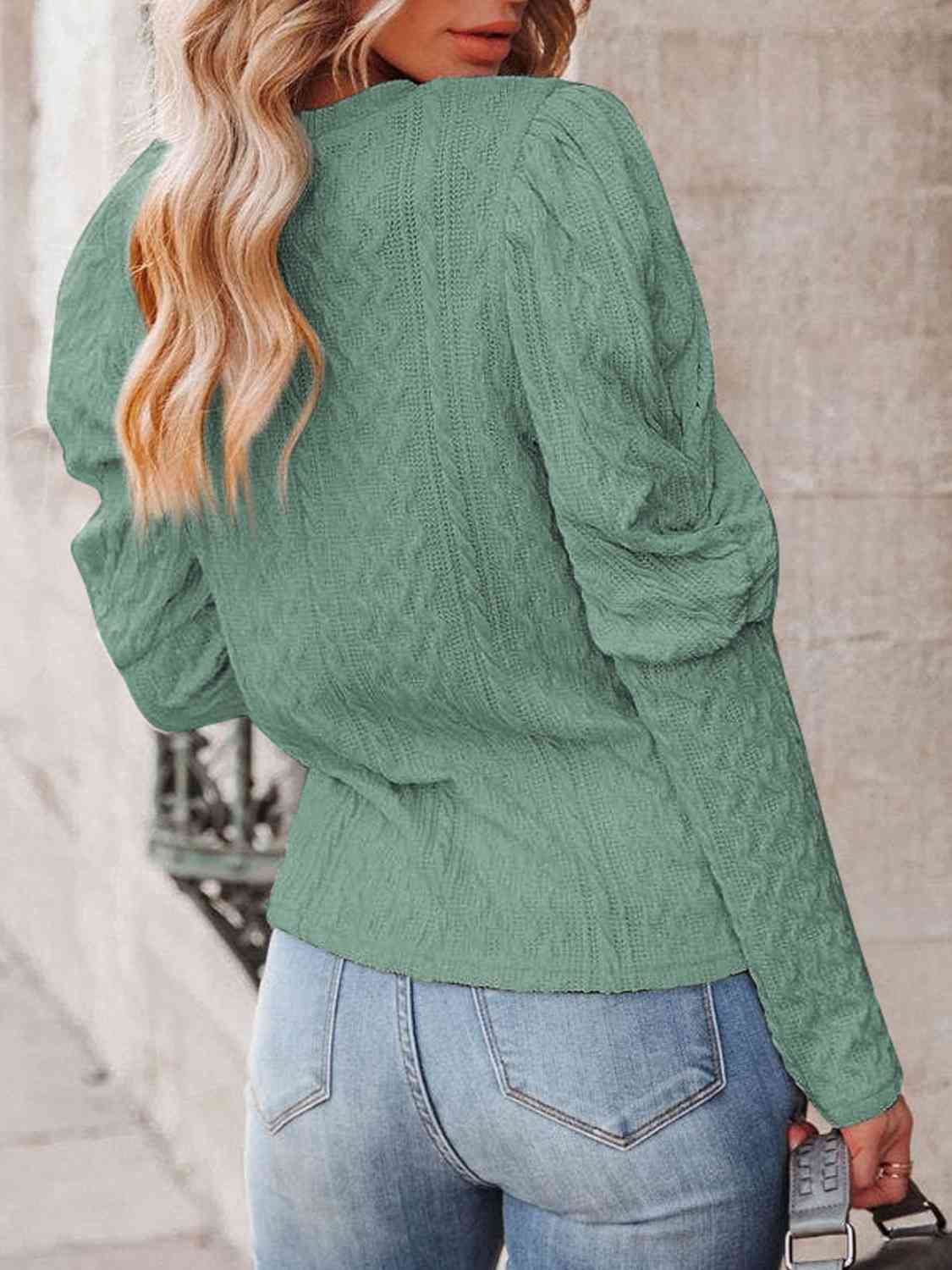 Round Neck Puff Sleeve Knit Top